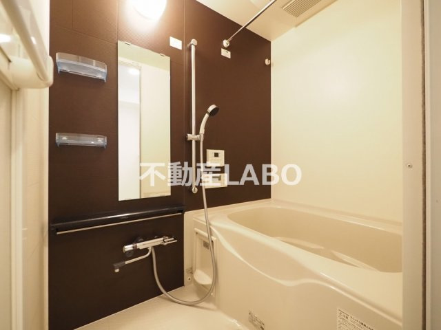 プレサンスOSAKADOMECITYワンダーの浴室