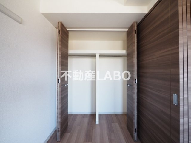 プレサンスOSAKADOMECITYワンダーの収納