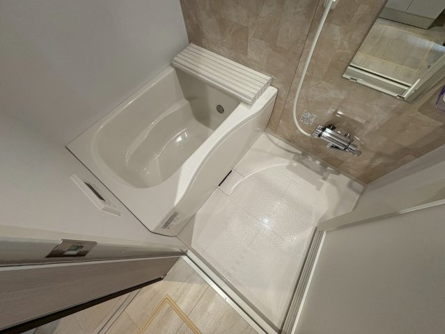 G BASE市川平田の浴室