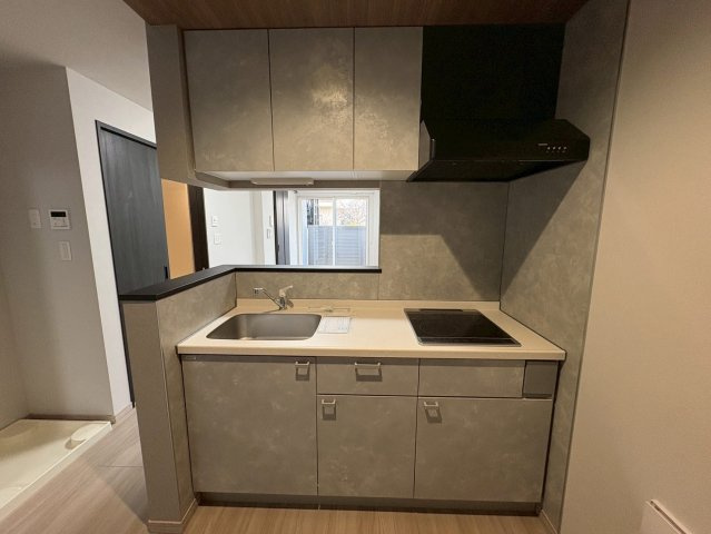 G BASE市川平田のキッチン