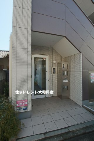 アーバンクレストのエントランス