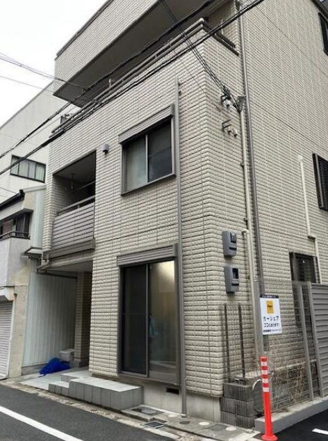 大阪市北区浮田１丁目の店舗一部の外観