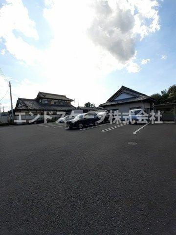 ノースヴィレッジⅣ　Ａの駐車場|高崎、前橋のお部屋探しはエンドスケープまで！お客様の理想お聞かせ下さい♪
