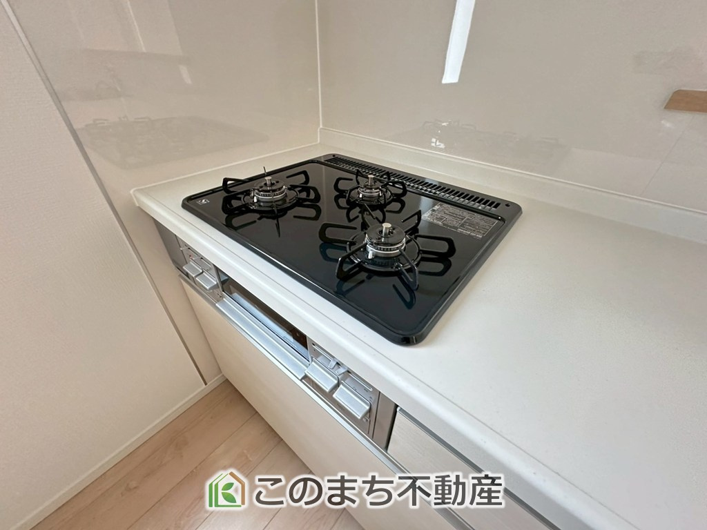 CRADLEGARDEN栃木市河合町第1のキッチン|同社施工物件の写真です。※建具やフローリング、その他仕様が違う場合がございます。
