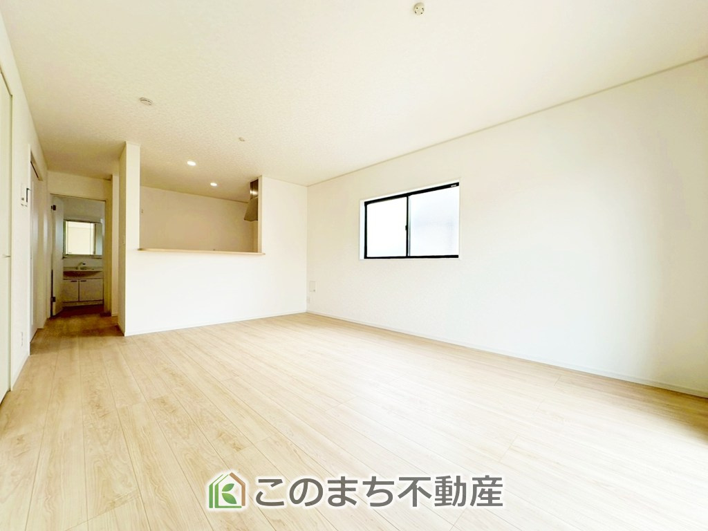 CRADLEGARDEN栃木市河合町第1の居間・リビング|時間のゆとりと空間、暖かな陽光がもたらす光と風を独占してください。新しい暮らしが始まります。
