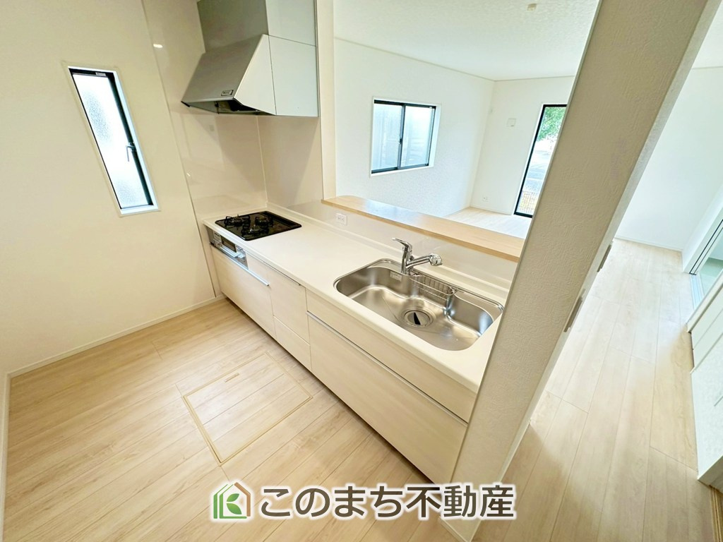 CRADLEGARDEN栃木市河合町第1のキッチン|人気の対面式キッチン☆料理をしながらご家族とコミュニケーションが取れます♪
