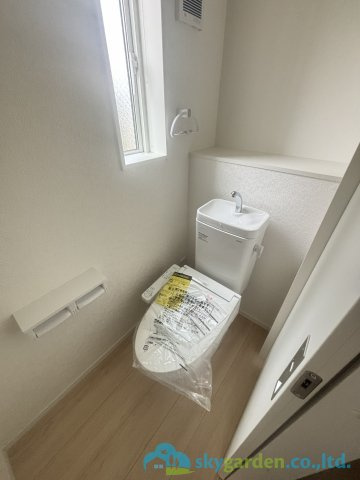 平塚市山下第15　新築戸建　全4棟2号棟のトイレ