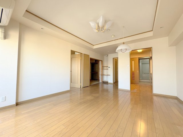 プレミール赤羽の居間・リビング