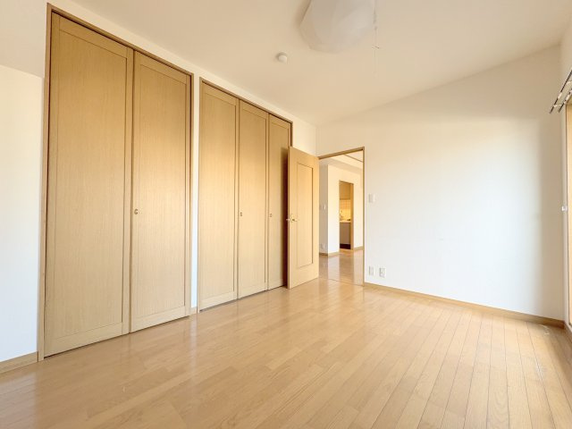 プレミール赤羽の洋室