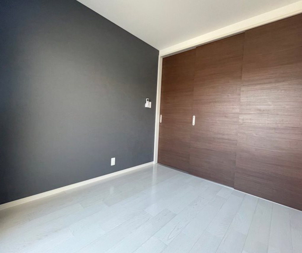 F　asecia　propusの洋室