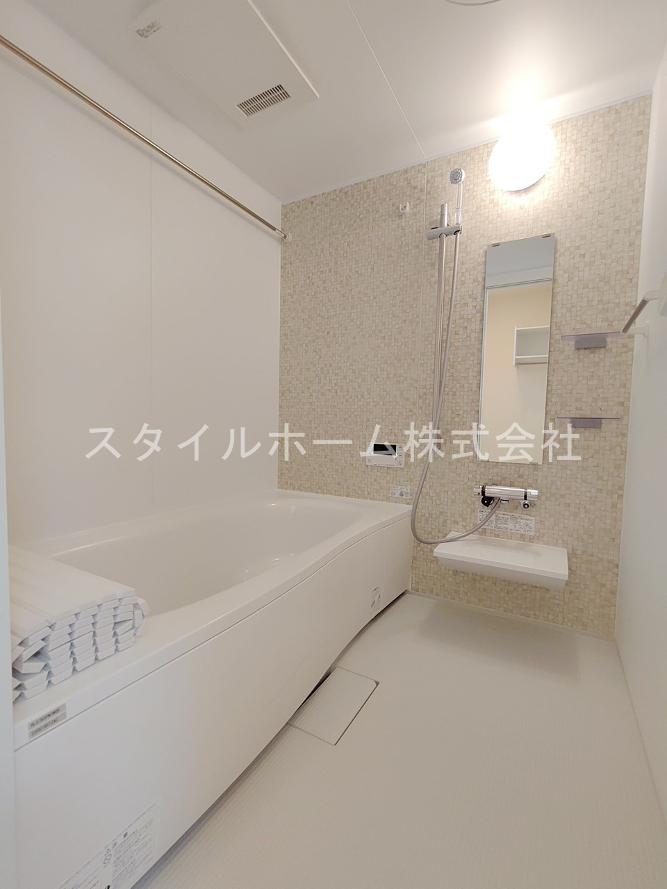 カーサ・ソラーレの浴室|別部屋写真です。