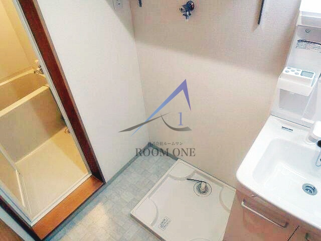 グレイス白稜の設備|洗濯機置き場です。