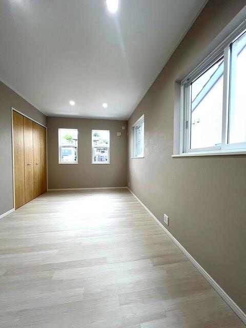 船橋市飯山満町３丁目戸建の洋室