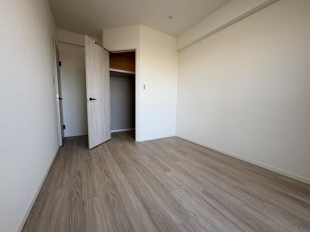 レクセルマンション高根公団の洋室