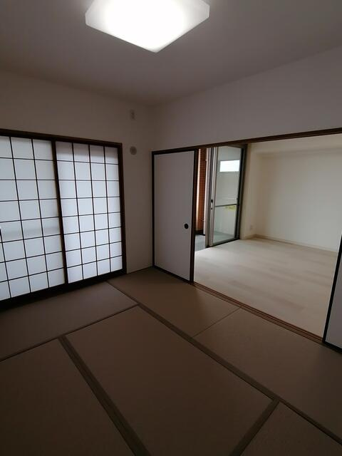 サンクレイドル薬園台壱番館の和室