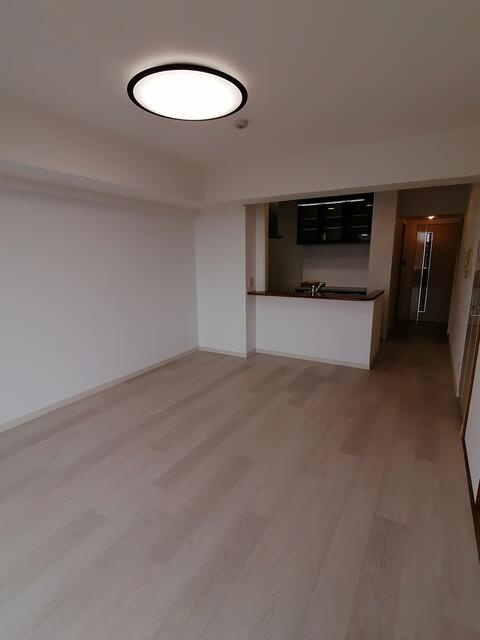 サンクレイドル薬園台壱番館の居間・リビング