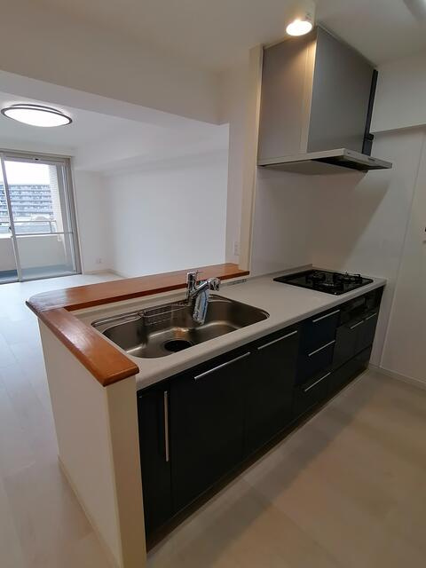 サンクレイドル薬園台壱番館のキッチン