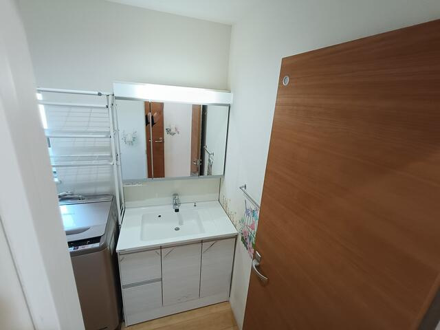 松戸市五香西２丁目中古一戸建てのその他|◇三面鏡タイプの洗面化粧台◇