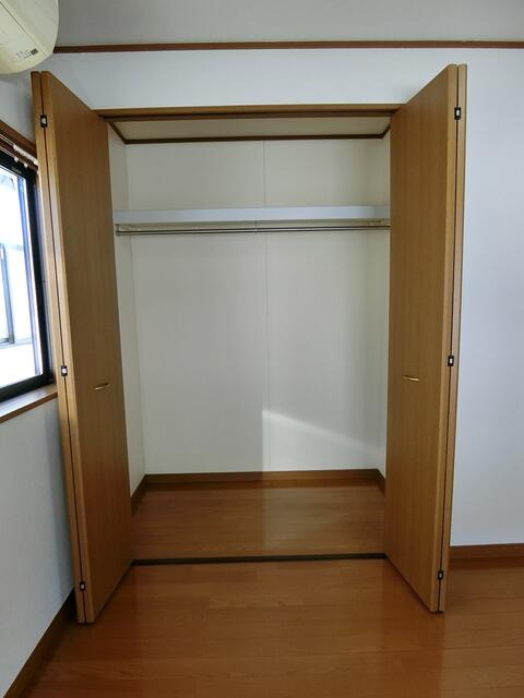 松戸市　栄町８丁目戸建ての収納