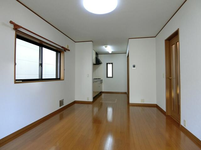 松戸市　栄町８丁目戸建ての内装