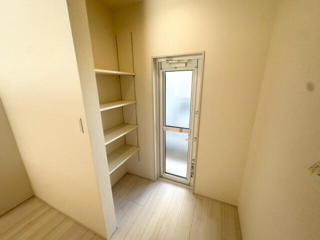 ブルーミングガーデン　鎌ケ谷市北中沢３丁目２棟／１期２号棟の収納|2号棟:パントリー