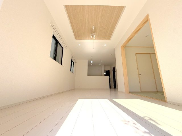 福生市熊川　中古戸建の居間・リビング