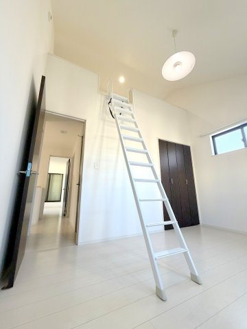 福生市熊川　中古戸建の洋室