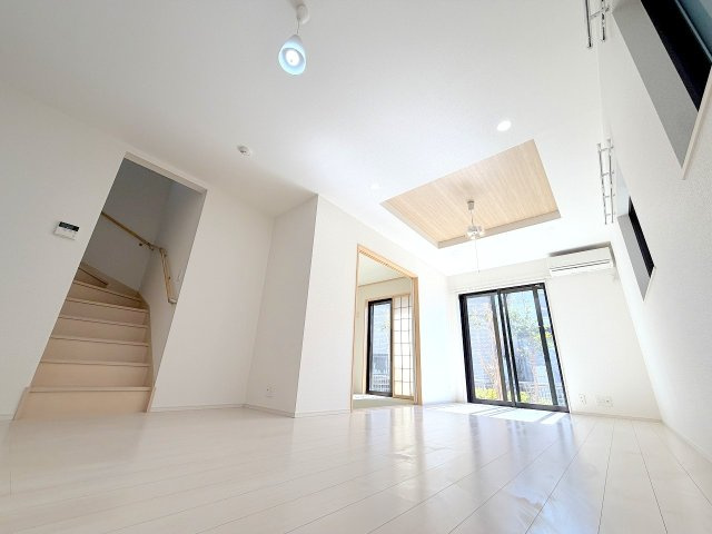 福生市熊川　中古戸建の居間・リビング