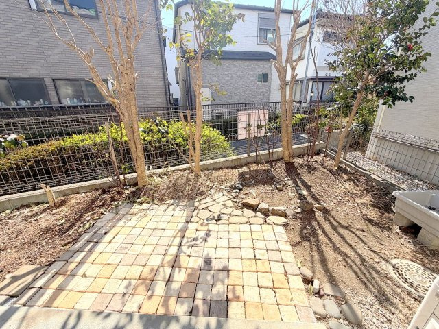 福生市熊川　中古戸建の庭