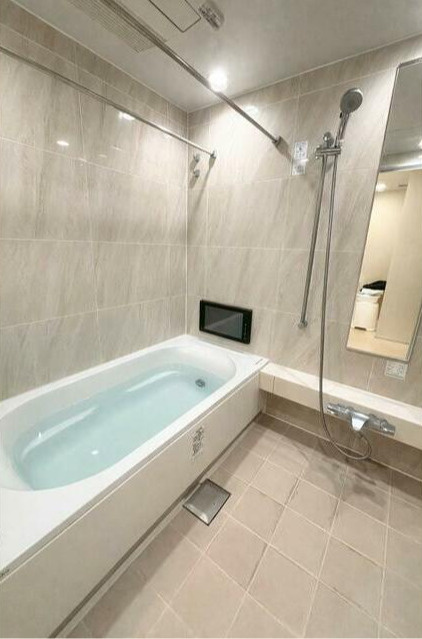 Brillia Tower 上野池之端の浴室