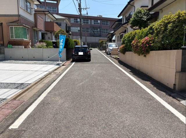Adoble＋アドブル　小倉北区皿山町2期　の前面道路含む現地写真|道路幅員約5メートル