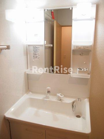 アンジュラの洗面所|洗面所