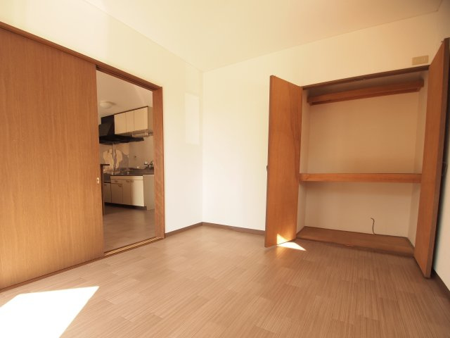 フォーレストハウスの洋室