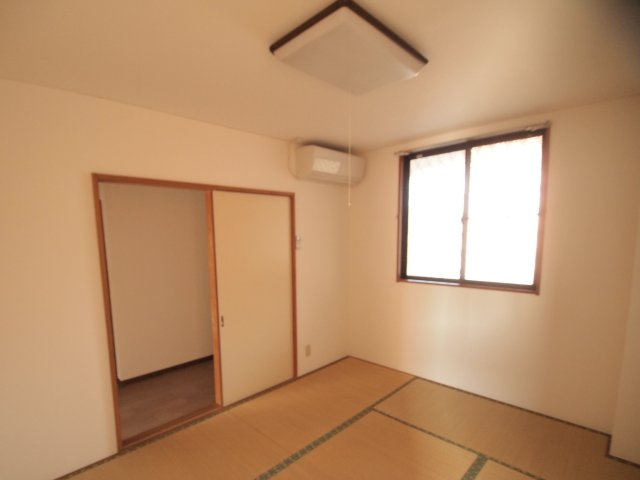 フォーレストハウスの居間・リビング