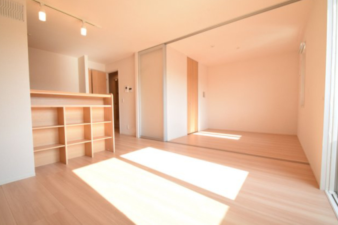 アクタス五軒屋の居間・リビング