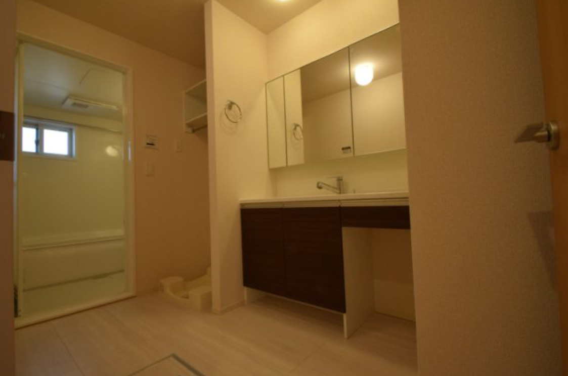 アクタス五軒屋の洗面所