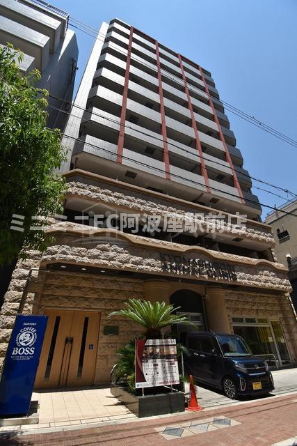 大阪市西区京町堀２丁目の賃貸マンション