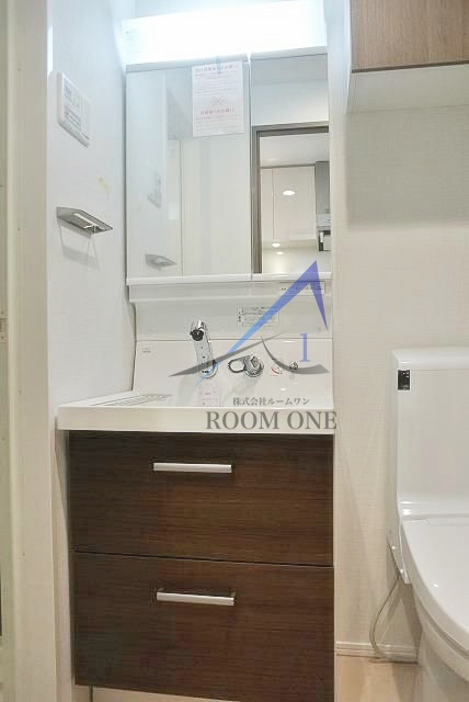 ハーモニーレジデンス池袋＃００２の洗面所|洗面台です。