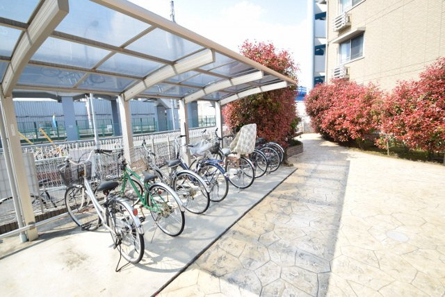 ヴィラ・ルミエールのその他共用部分|駐輪所