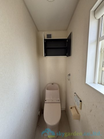 平塚市北金目3丁目　中古戸建のトイレ