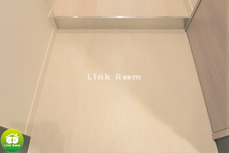 プレール・ドゥーク浅草Ⅱの玄関