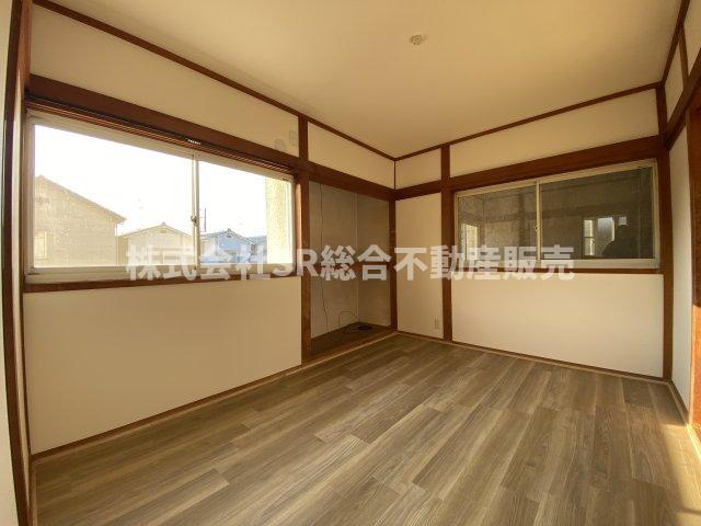 吉田3丁目中古戸建の洋室|ゆったりした洋室です