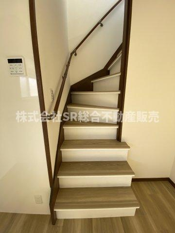 吉田3丁目中古戸建の内装|当日予約も大歓迎です！土日祝、雨の日やお子様連れのお客様の送迎も可能ですのでお気になさらずお問合せ下さい。お仕事終わりのお時間にも柔軟に対応致しますのでお気軽にお申し付け下さいませ。