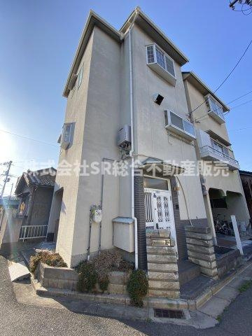 吉田3丁目中古戸建の外観|南東角地♪英田南小学校まで徒歩5分の立地です！