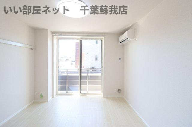 グランメゾンⅢの居間・リビング|おしゃれな居間です