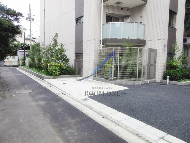 デュオステージ巣鴨の駐車場|駐車場です。