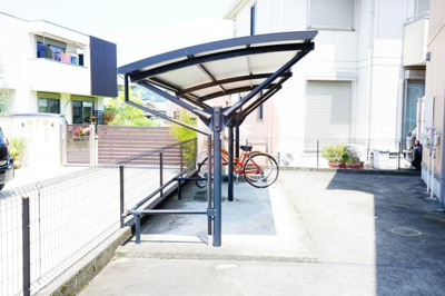 【その他共用部分】 | スタークレスト | 駐輪場です