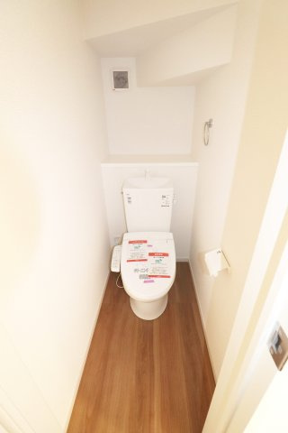 二本松市油井字大窪　　　  1号棟　　油井小学校、安達中学区　のトイレ