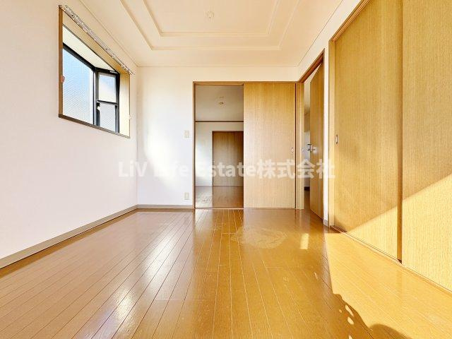 東村山市廻田町３丁目の賃貸マンションの洋室