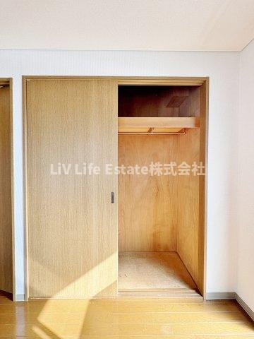 東村山市廻田町３丁目の賃貸マンションの収納